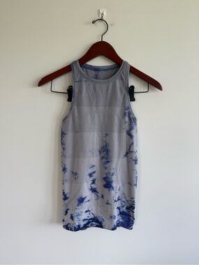 NEW Lululemon Blue Tie-Dye Tank
